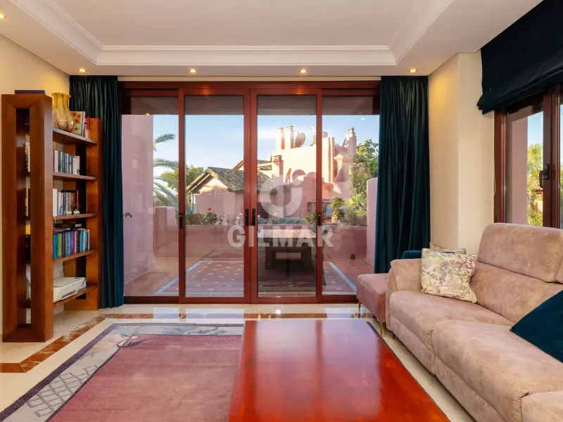 Duplex penthouse in Estepona Este - Málaga