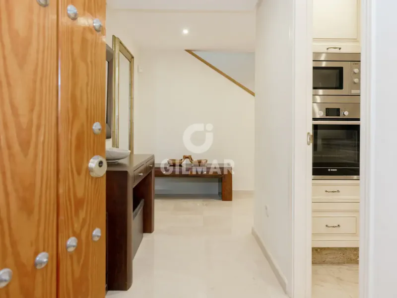 Duplex penthouse in Estepona Este - Málaga