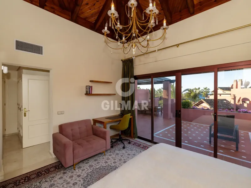 Duplex penthouse in Estepona Este - Málaga