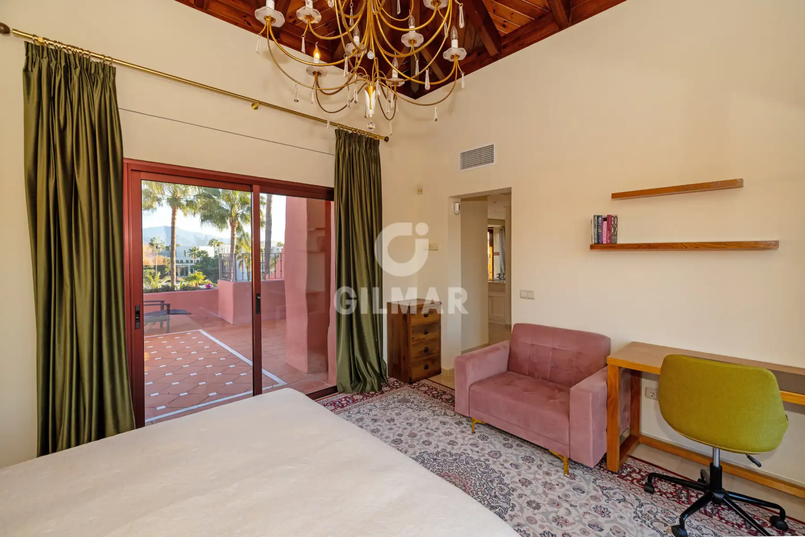 Duplex penthouse in Estepona Este - Málaga