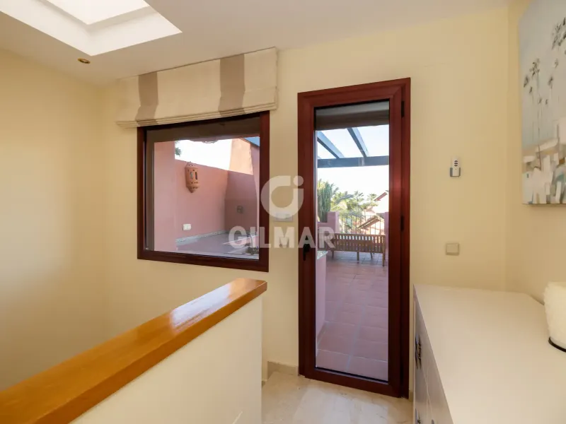 Duplex penthouse in Estepona Este - Málaga