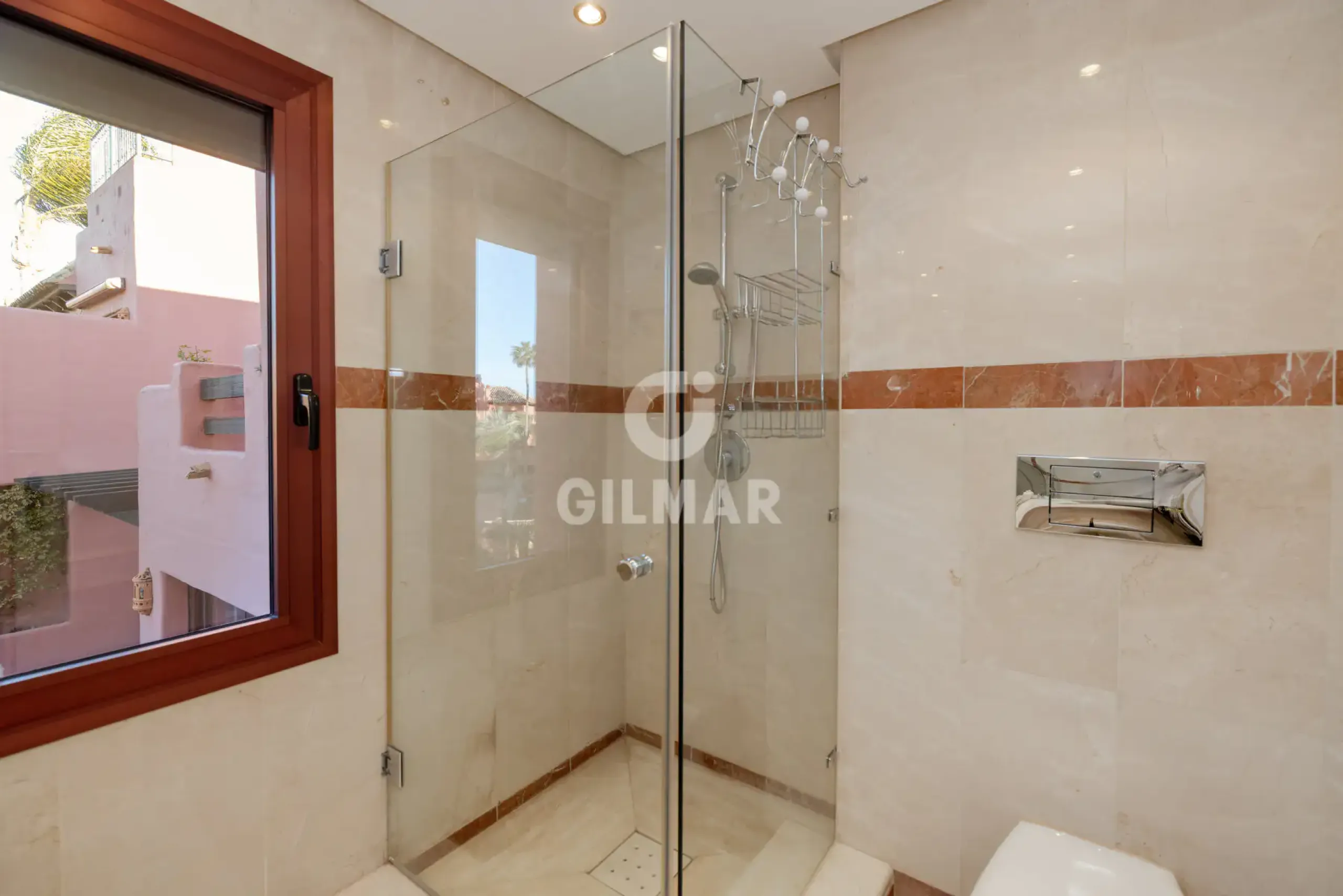 Duplex penthouse in Estepona Este - Málaga