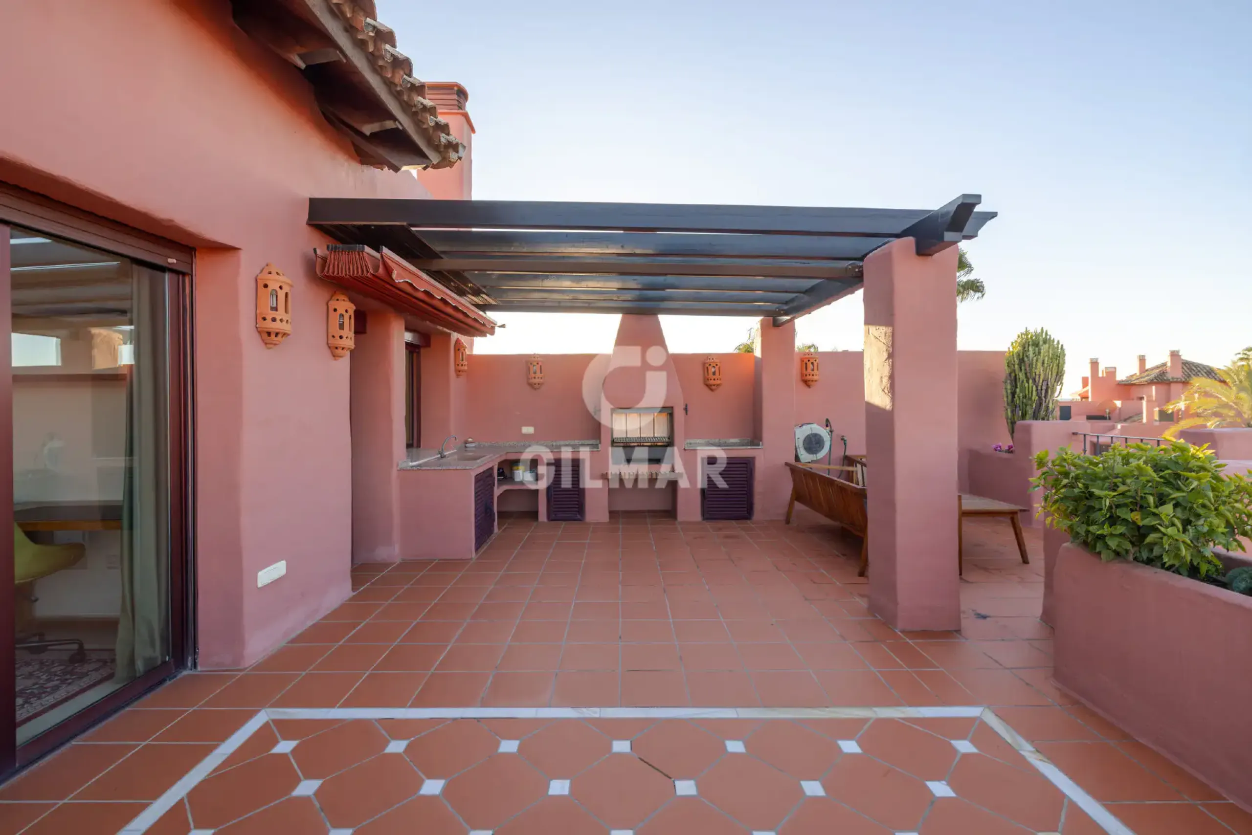 Duplex penthouse in Estepona Este - Málaga
