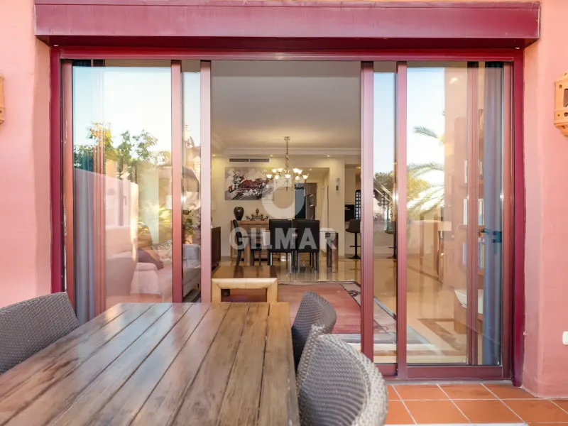 Duplex penthouse in Estepona Este - Málaga