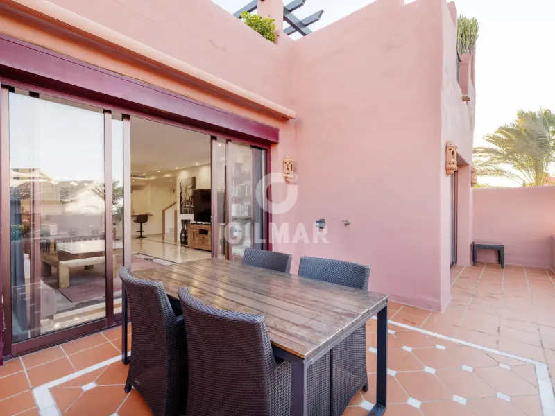 Duplex penthouse in Estepona Este - Málaga