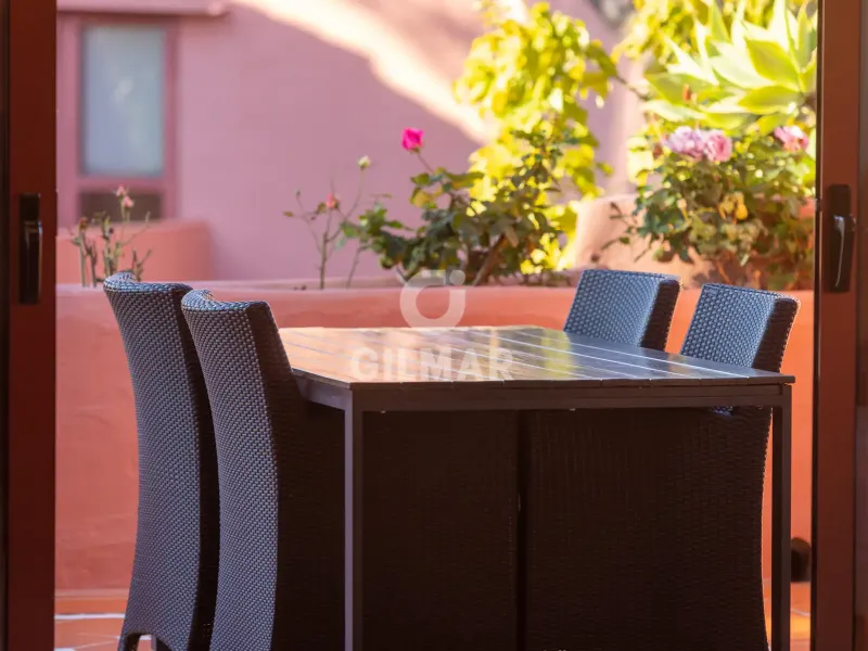 Duplex penthouse in Estepona Este - Málaga
