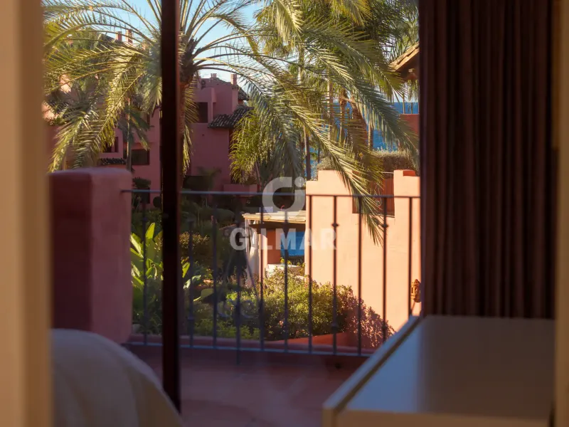 Duplex penthouse in Estepona Este - Málaga