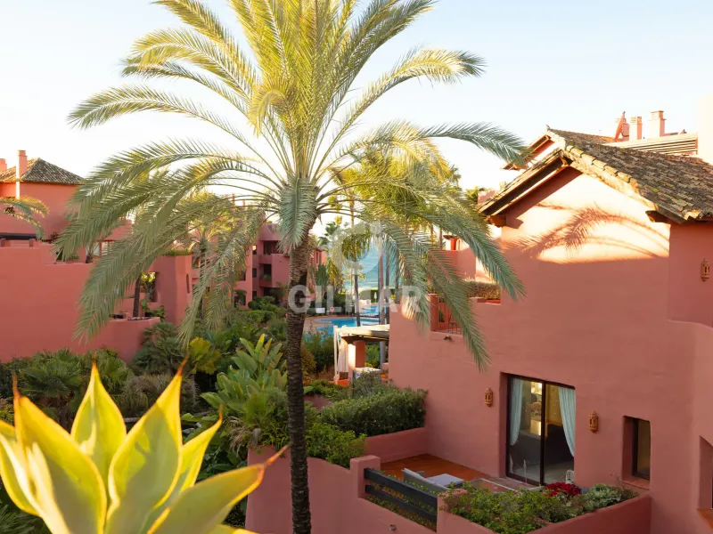 Duplex penthouse in Estepona Este - Málaga