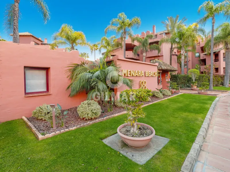 Duplex penthouse in Estepona Este - Málaga