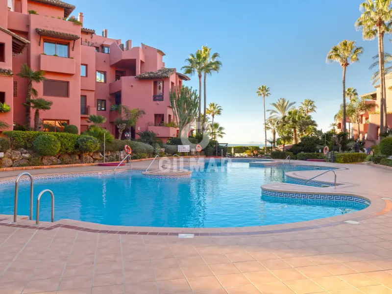 Duplex penthouse in Estepona Este - Málaga
