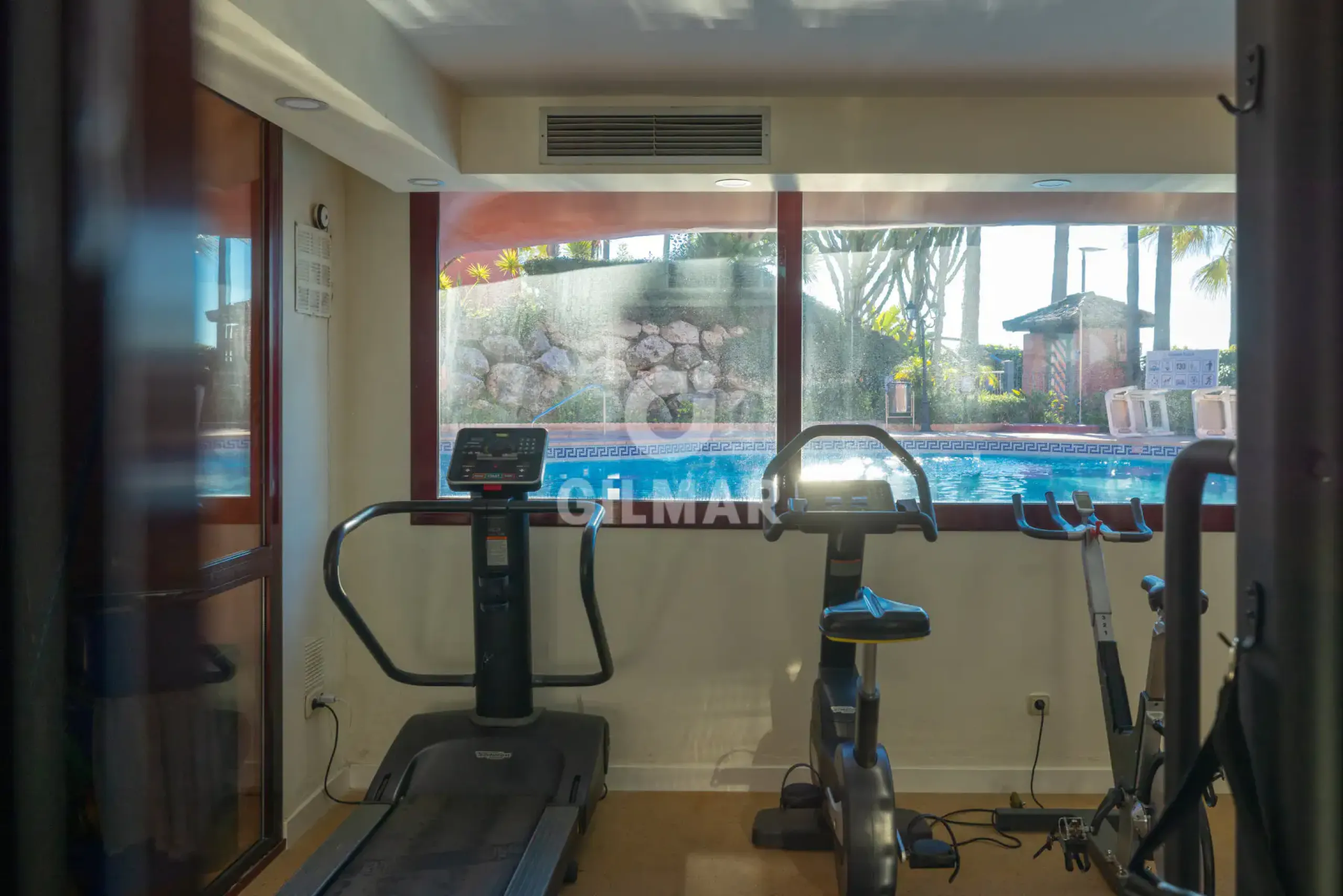 Duplex penthouse in Estepona Este - Málaga