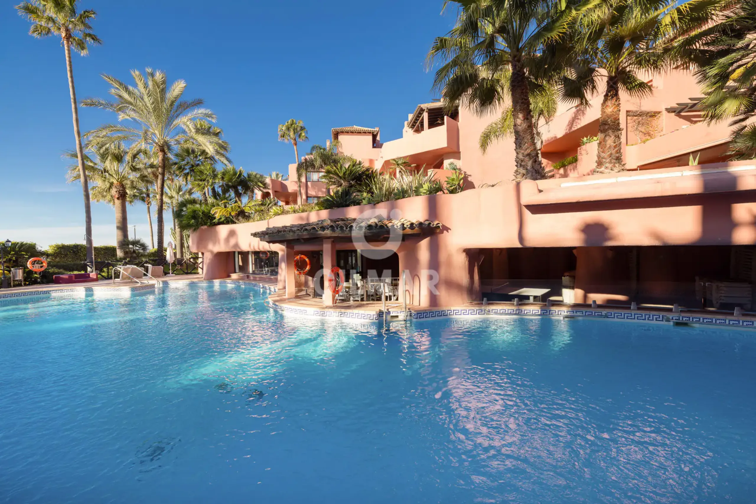 Duplex penthouse in Estepona Este - Málaga