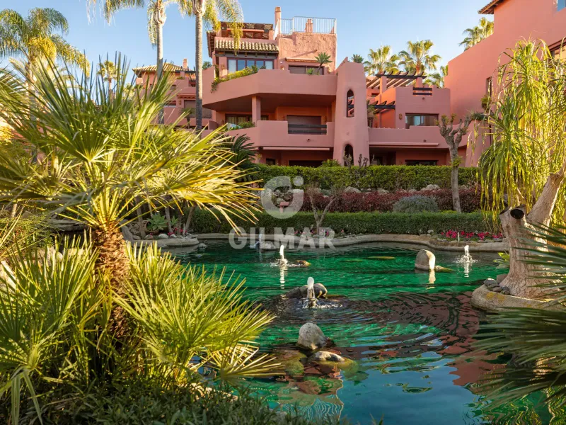 Duplex penthouse in Estepona Este - Málaga