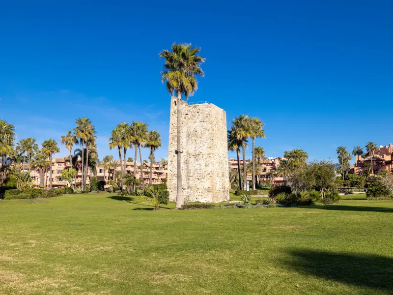 Duplex penthouse in Estepona Este - Málaga