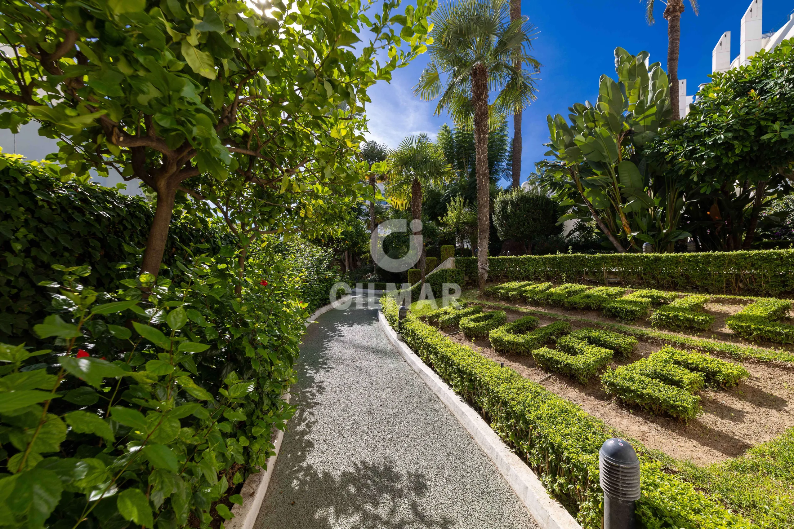 Duplex in Marbella Ciudad - Málaga