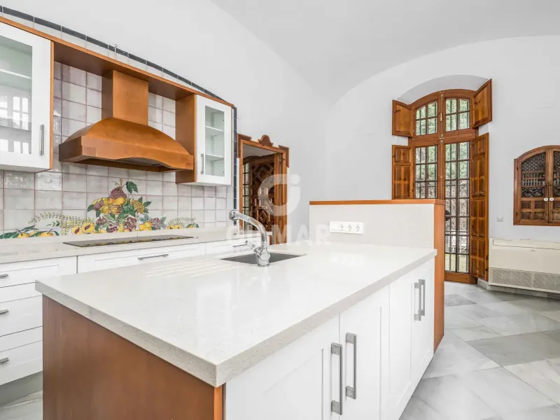 Chalet Independiente en Castilleja de la Cuesta - Sevilla