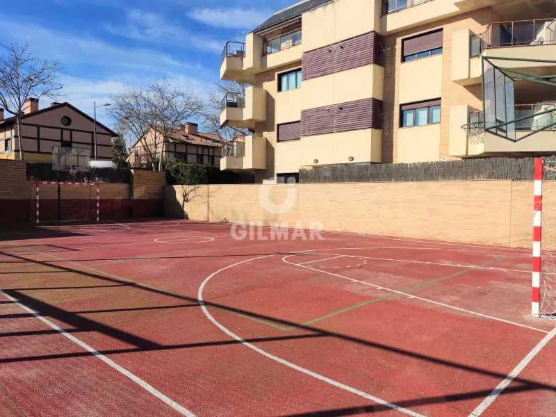 Duplex penthouse in Boadilla del Monte - Madrid