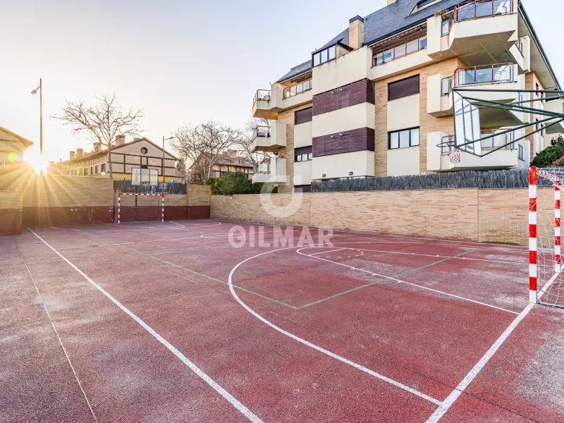 Duplex penthouse in Boadilla del Monte - Madrid