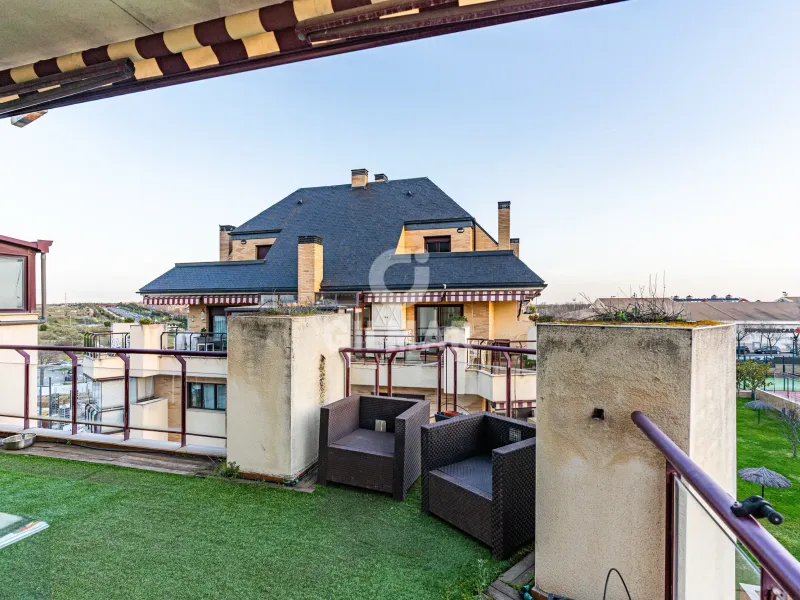 Duplex penthouse in Boadilla del Monte - Madrid
