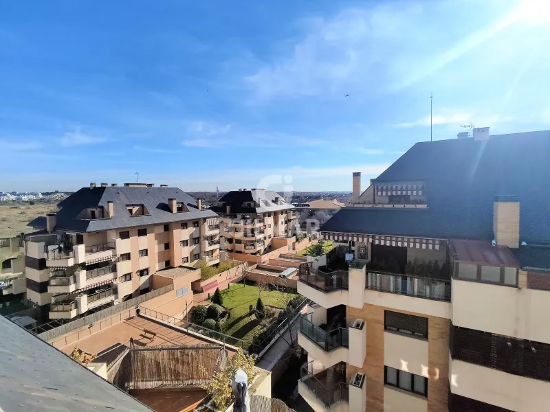 Duplex penthouse in Boadilla del Monte - Madrid