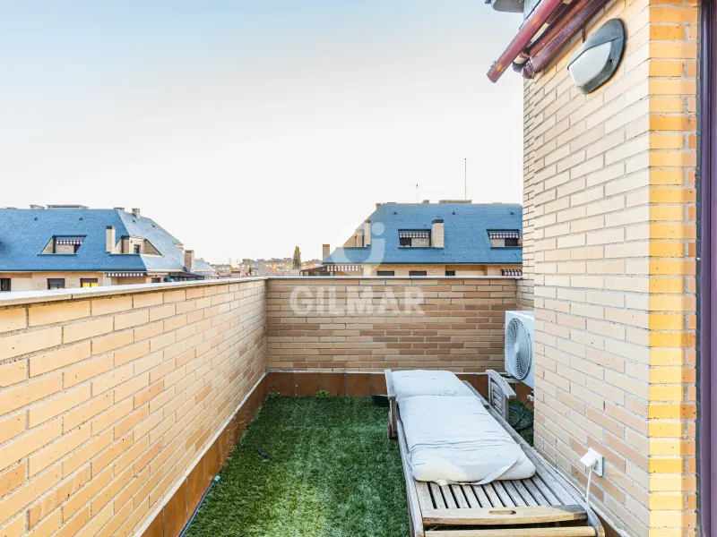 Duplex penthouse in Boadilla del Monte - Madrid