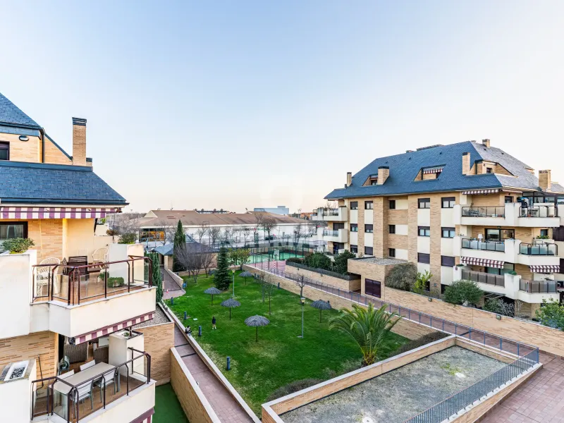 Duplex penthouse in Boadilla del Monte - Madrid