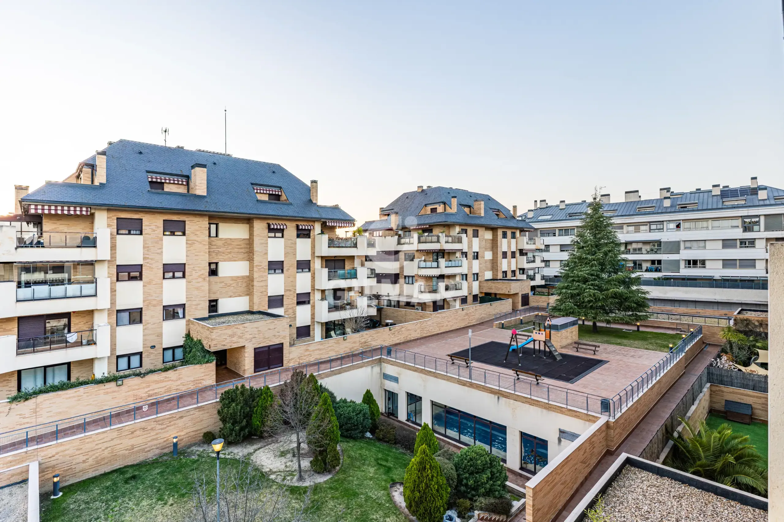 Duplex penthouse in Boadilla del Monte - Madrid