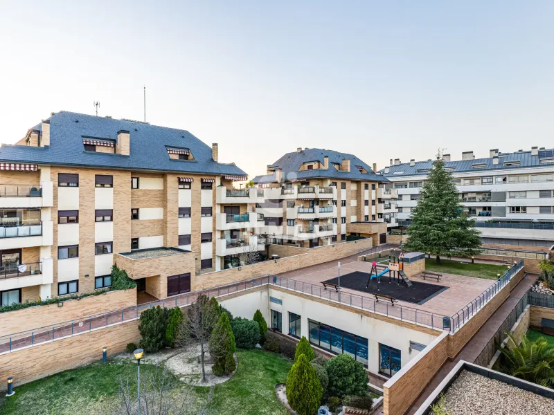 Duplex penthouse in Boadilla del Monte - Madrid