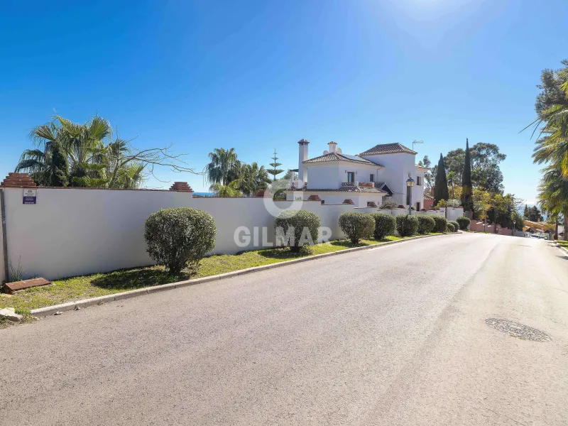 Villa in Marbella Este - Málaga
