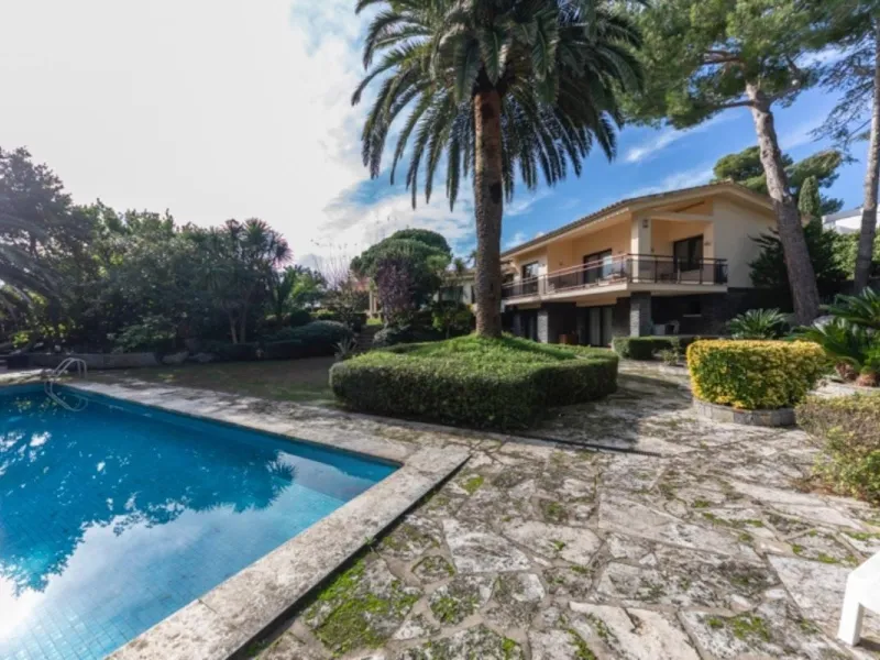 Classic Luxury Villa in La Gavina, S'Agaro, Costa Brava
