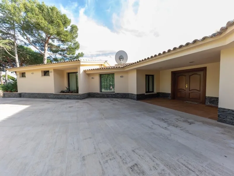 Classic Luxury Villa in La Gavina, S'Agaro, Costa Brava