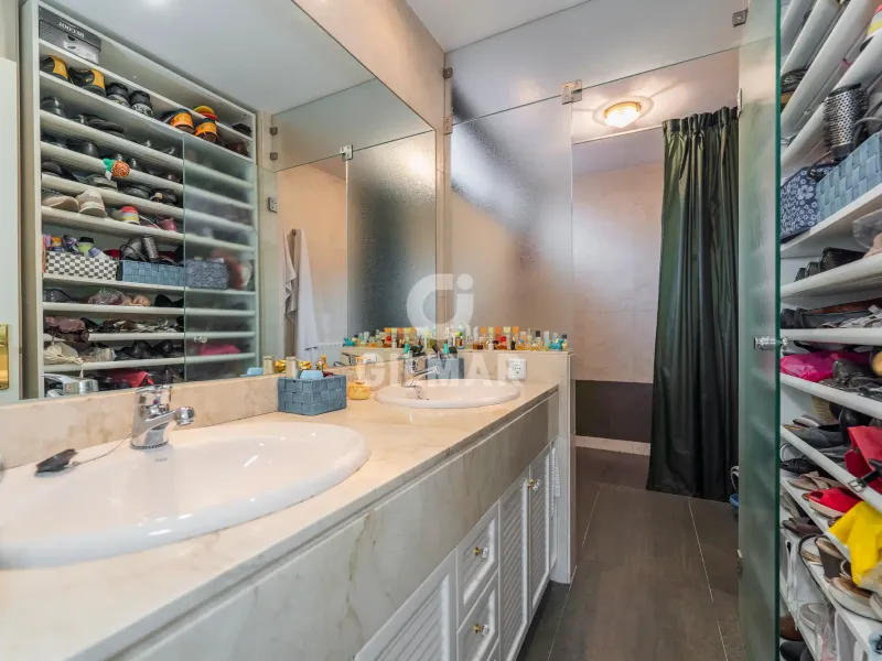 Semi-detached house in La Moraleja - Madrid