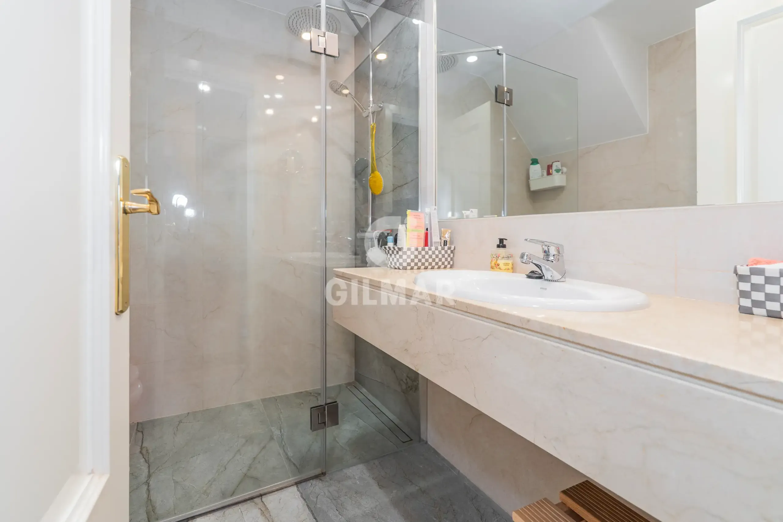 Semi-detached house in La Moraleja - Madrid