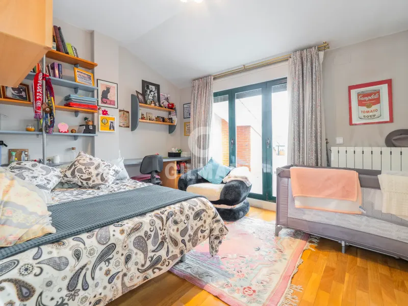 Semi-detached house in La Moraleja - Madrid