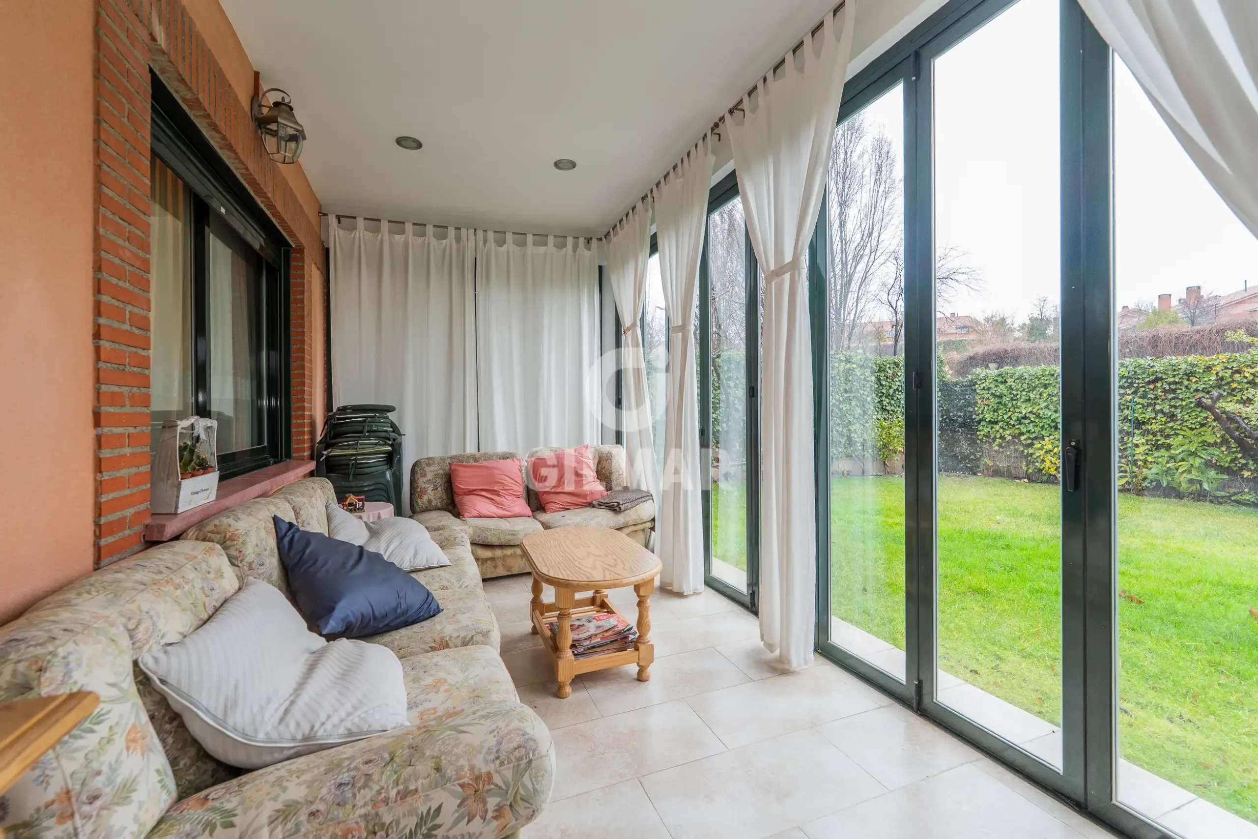 Semi-detached house in La Moraleja - Madrid