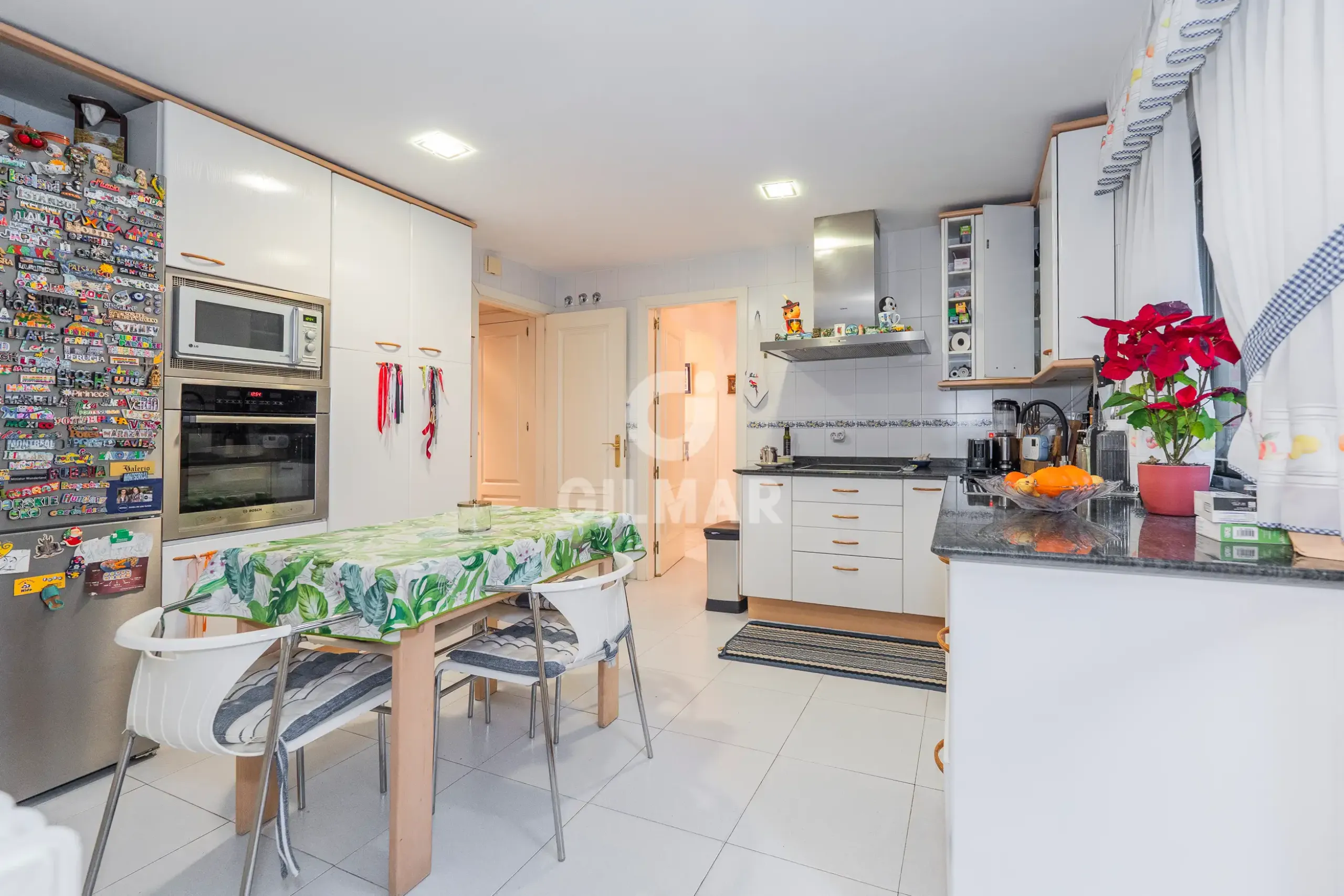 Semi-detached house in La Moraleja - Madrid