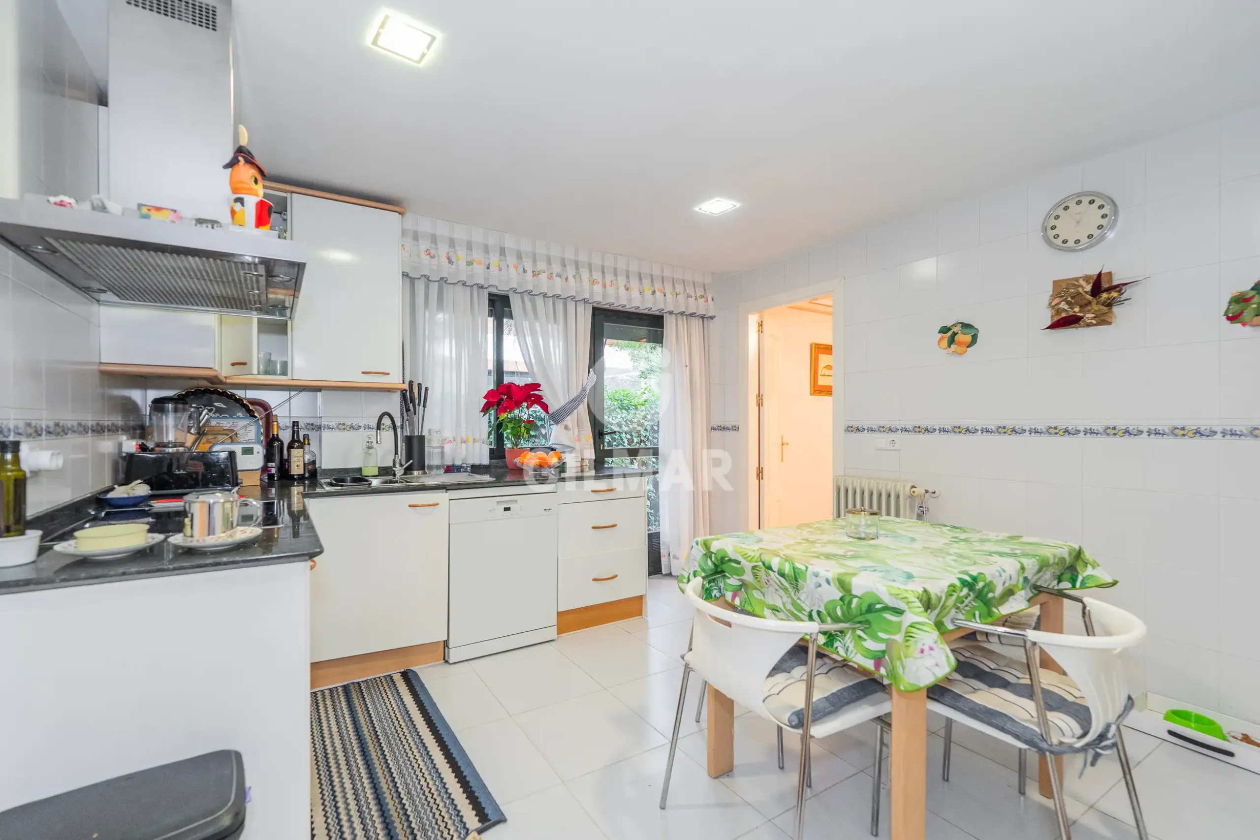 Semi-detached house in La Moraleja - Madrid
