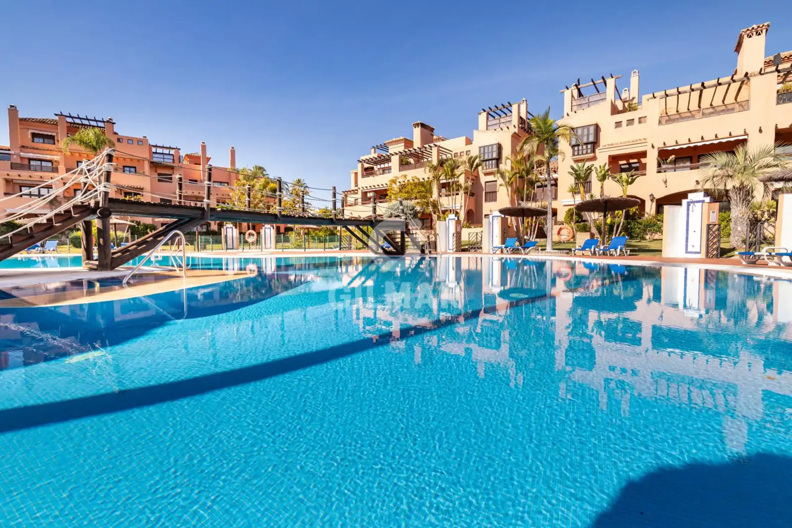 Apartment in Estepona Este - Málaga