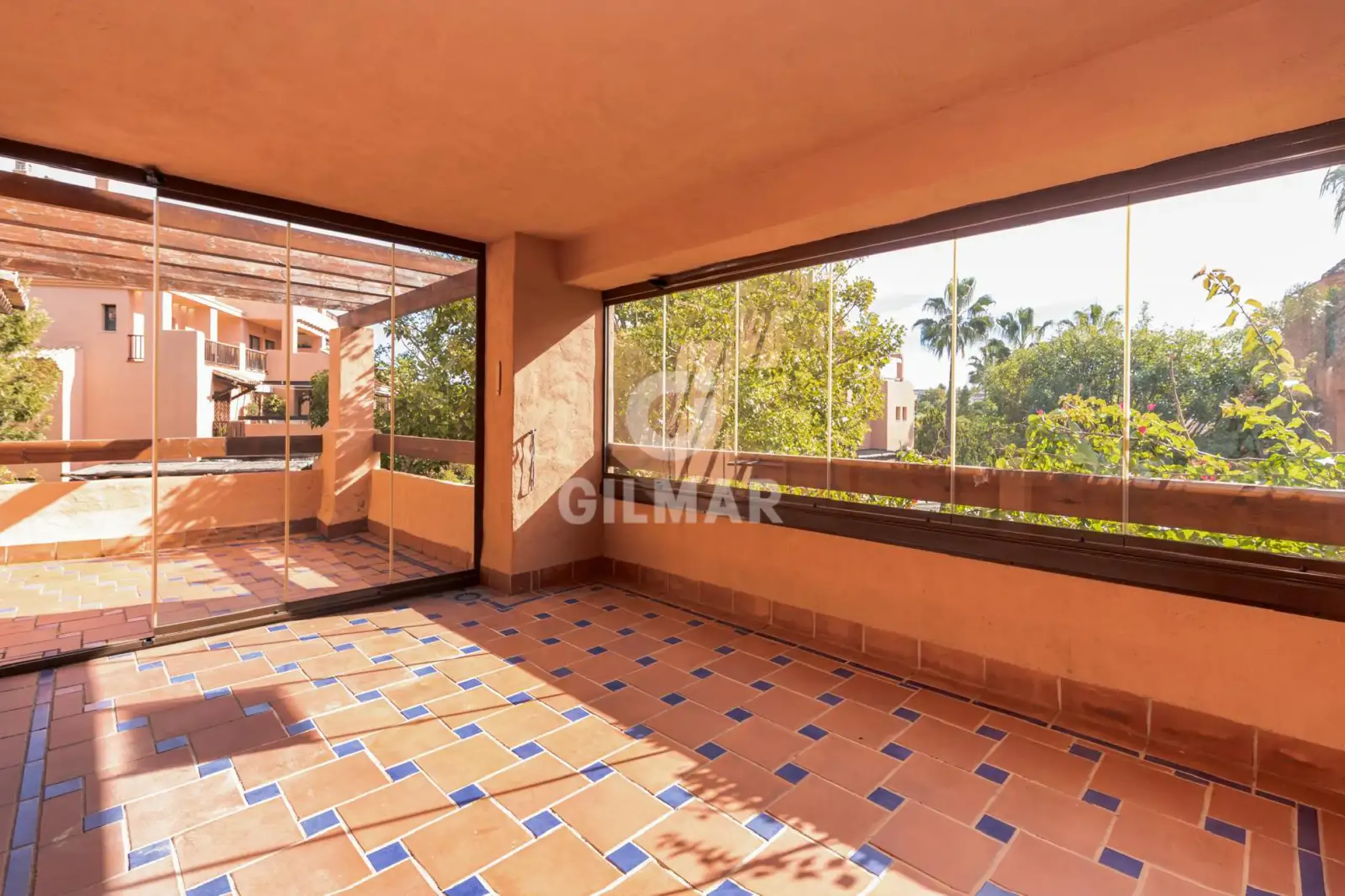 Apartment in Estepona Este - Málaga
