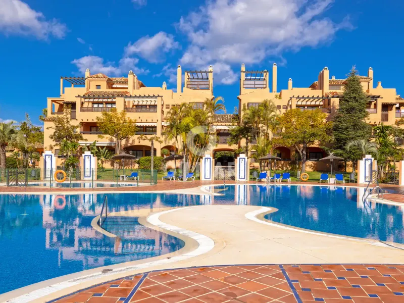 Apartment in Estepona Este - Málaga
