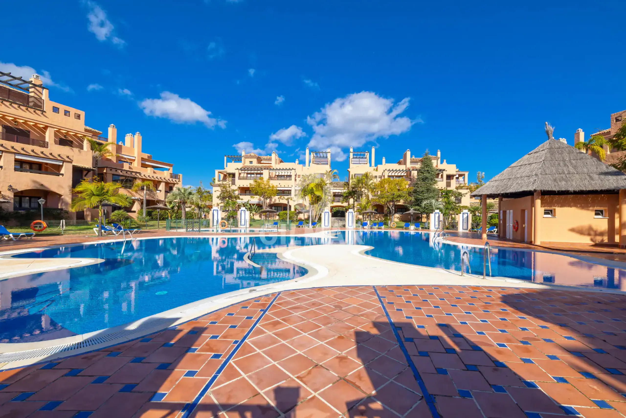 Apartment in Estepona Este - Málaga