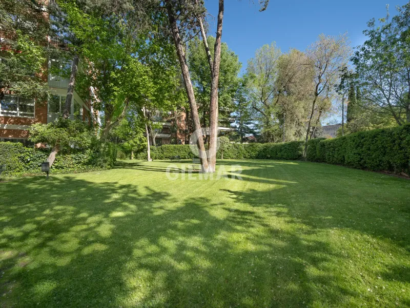 Apartment in Puerta de Hierro - Madrid