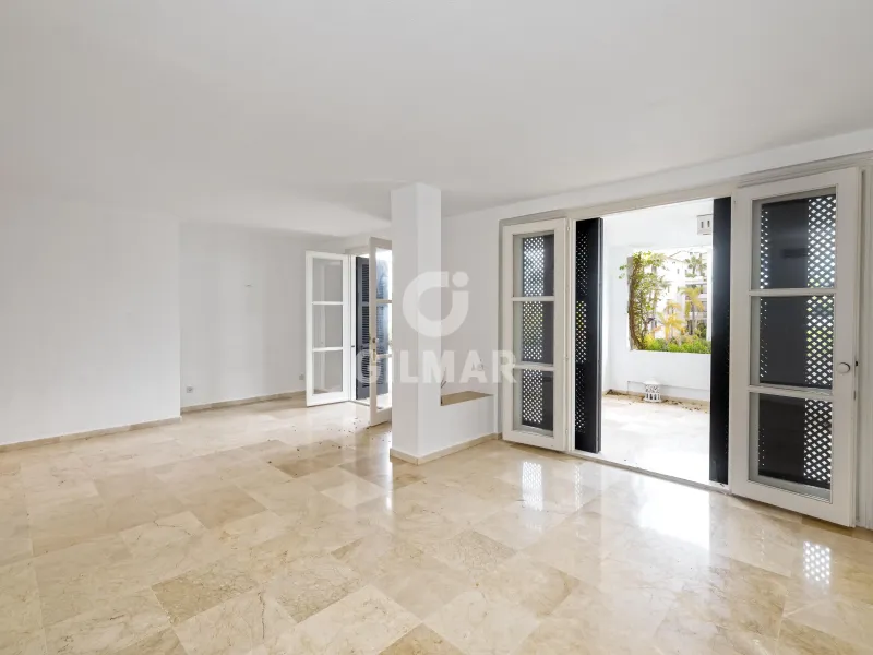 Apartment in Marbella Este - Málaga