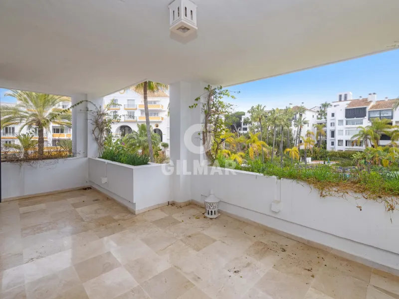 Apartment in Marbella Este - Málaga