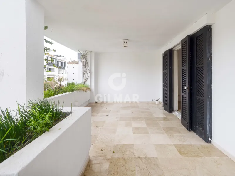 Apartment in Marbella Este - Málaga