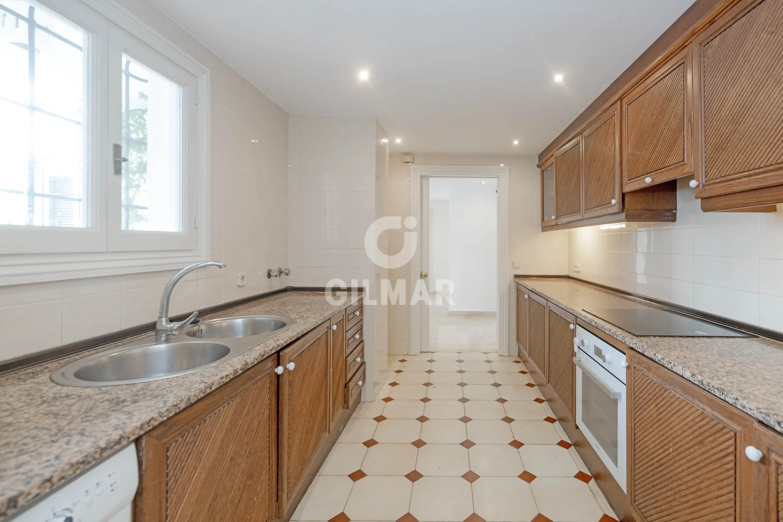 Apartment in Marbella Este - Málaga