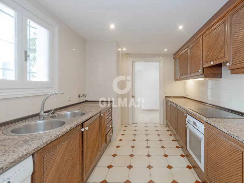 Apartment in Marbella Este - Málaga