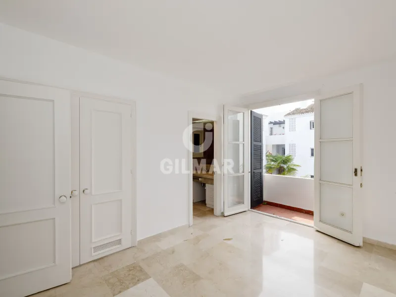 Apartment in Marbella Este - Málaga