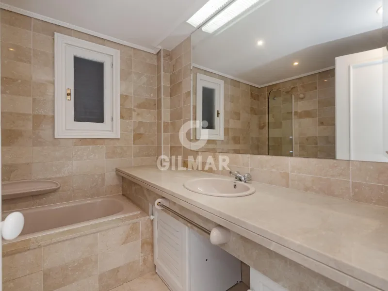 Apartment in Marbella Este - Málaga
