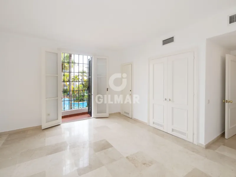 Apartment in Marbella Este - Málaga